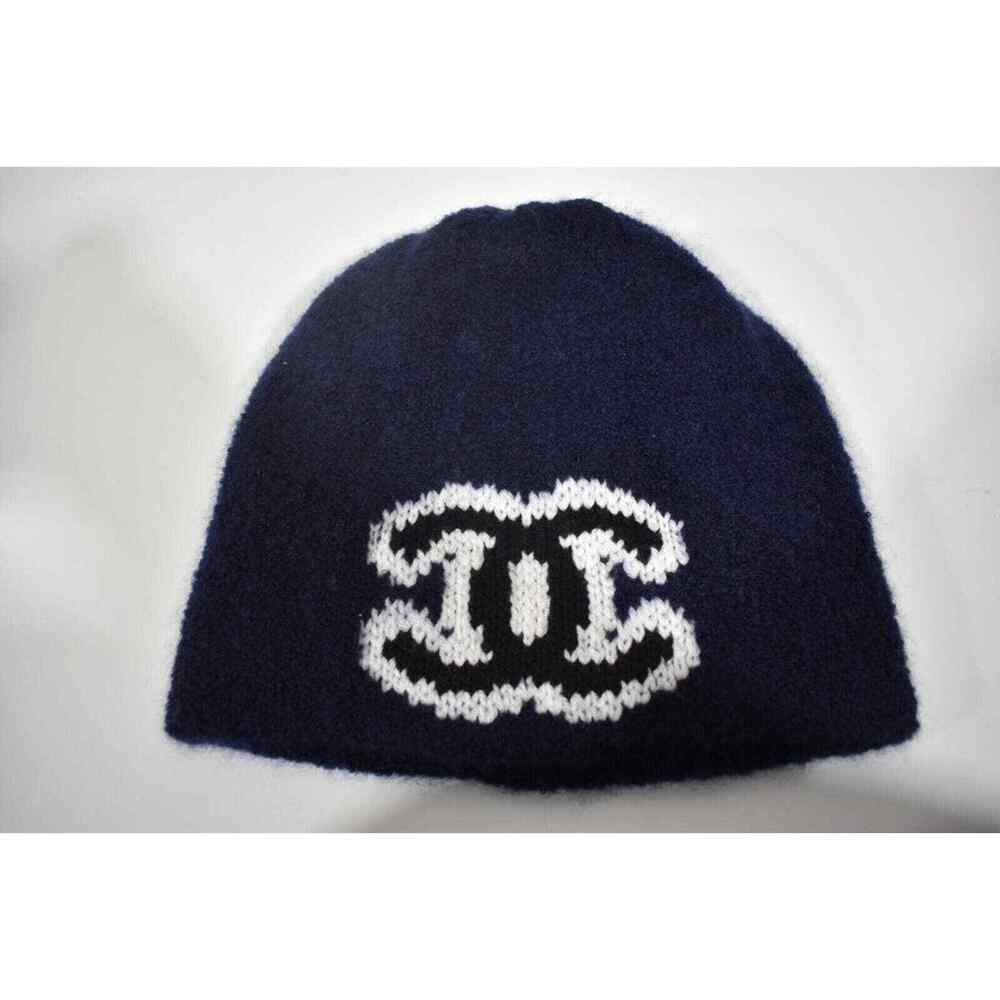 Chanel 22B Wool Cashmere Navy Blue White Black CC Logo Beanie Winter Hat Cloche - Picture 2 of 9